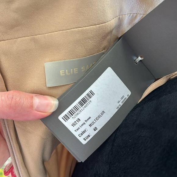 Elie Saab Floral Embroidered Swiss Dot Strapless Gown Spring/Summer 2023 - Picture 14 of 16